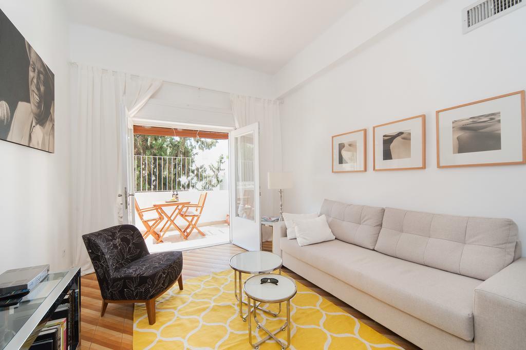 Charming 2Bd Apt W/ Balcony By Sea N' Rent Tel Aviv Habitación foto