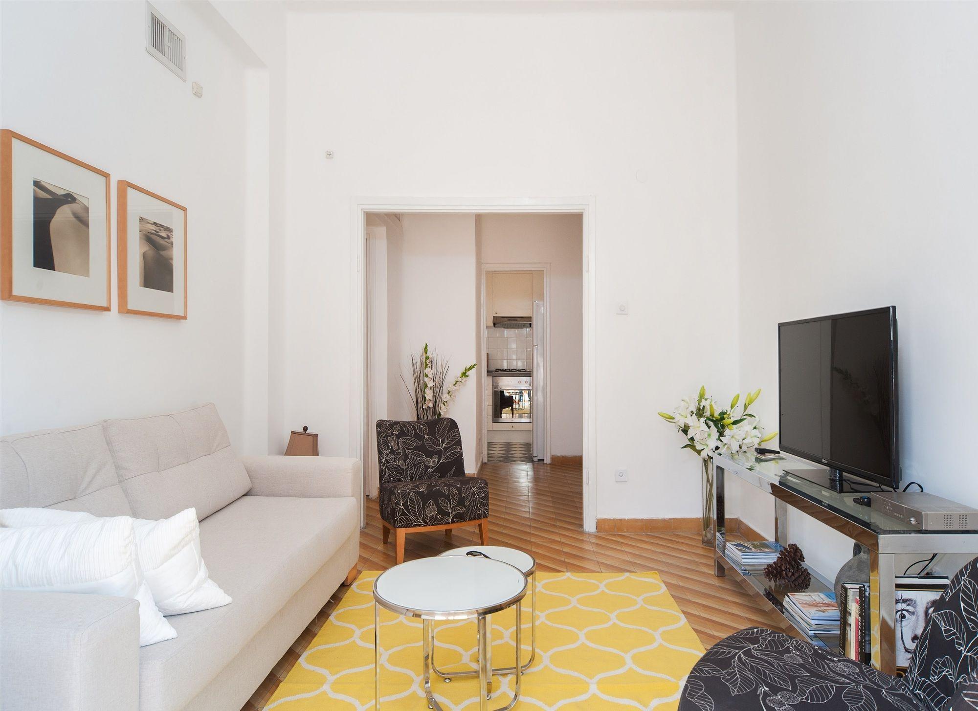 Charming 2Bd Apt W/ Balcony By Sea N' Rent Tel Aviv Exterior foto